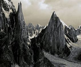 Base camp at Shipton Spair Expedition
